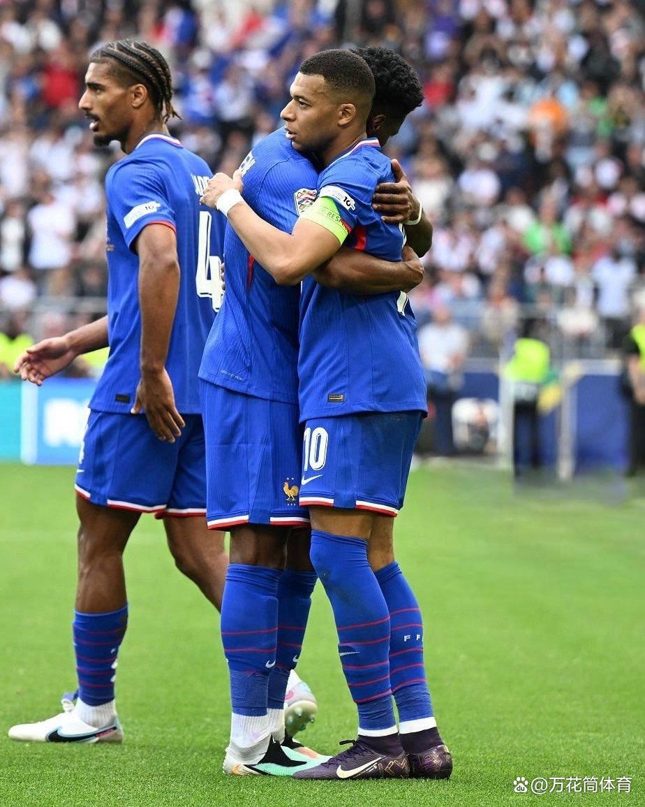 关于姆巴佩连续三场比赛得分超过连败风云突变罗马今晚回应争议，转折点埃因霍温主帅复盘看傻球迷的信息