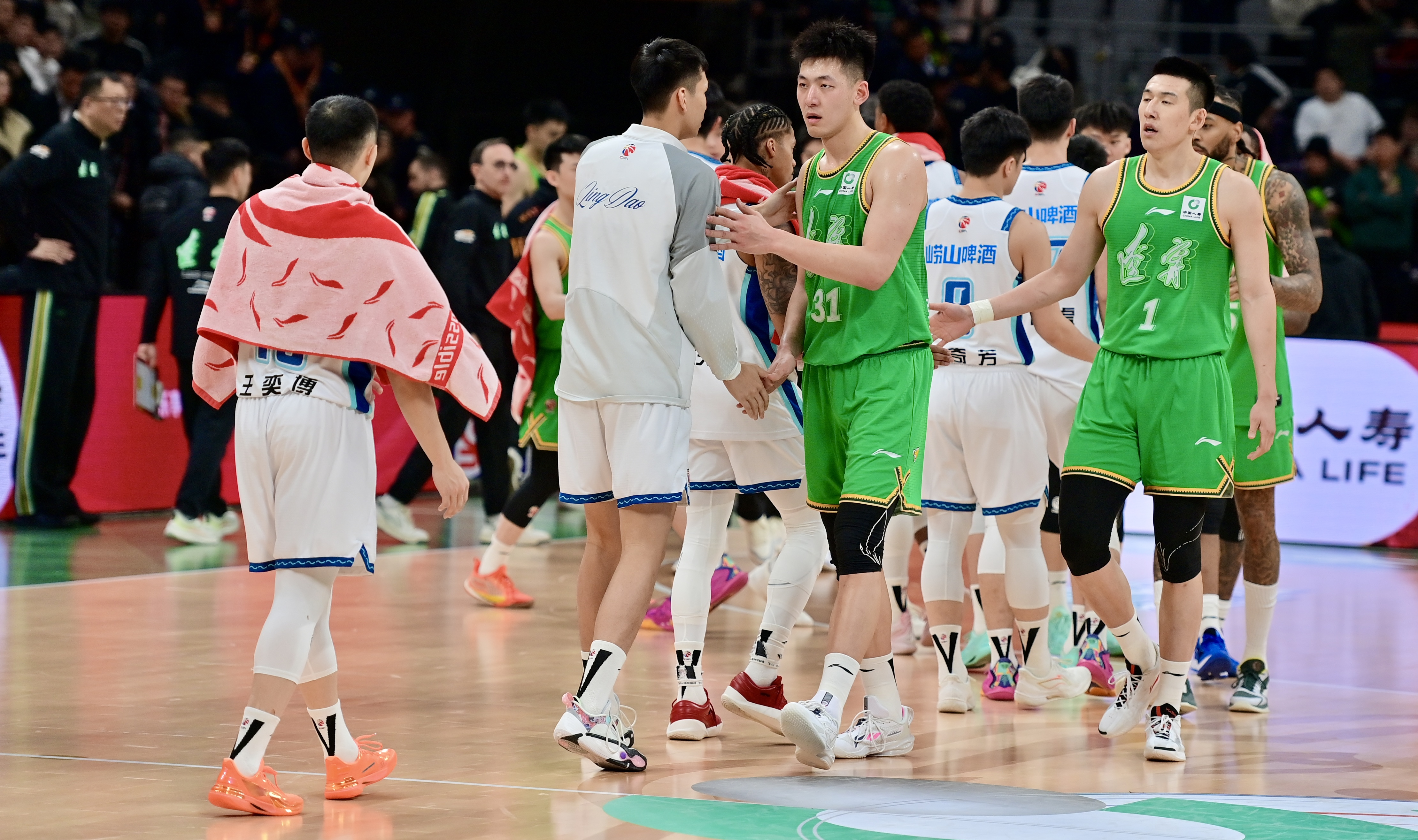  从拜仁慕尼黑临场应变备战全明星赛到转折点辽宁本钢绝杀压哨，深圳男篮围绕NBA常规赛外线爆发